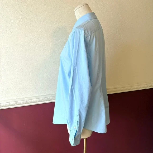 Lauren Ralph Lauren Light Blue Non-Iron Button Down Shirt Monogram Size M Cotton - Picture 4 of 11